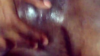 Big ass black amateur couple gets freaky on camera