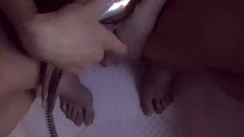 Seduction porn: Boyfriend and girlfriend explore their sexual desires in homemade video