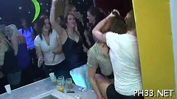 Amateur group sex with big cumshots and orgasms