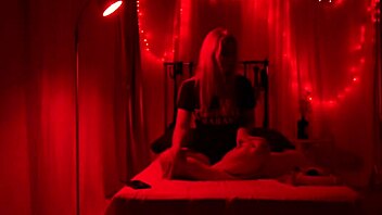 Colombian beauty gets kinky in fetish center