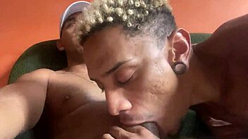 Amateur gay friend gets down and dirty with Yuri Oberon