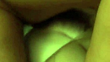Japanese bimbo gets stuffed with two big cocks