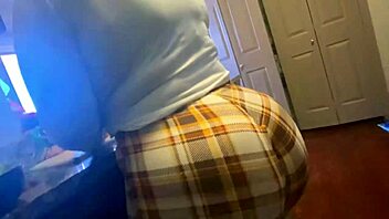 A dirty diana's big booty and curves in action