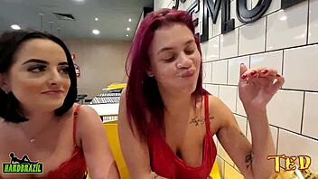 Amateur dupla and Brazilian teen Duda Pepper get naughty in McDonalds