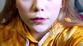 Russian teen gets off on camera