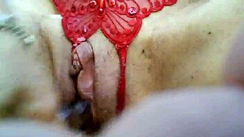 Wet and wild outdoor masturbation with a glass dildo