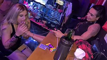 Public sex with a sissy slave: Foot worship and knelturing