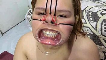 Amateur BBW slave gets tied up and cums on face