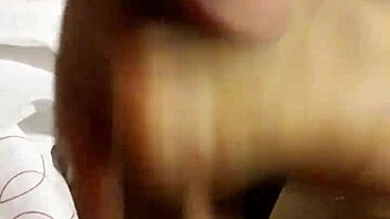 Horny amateur jerks off in HD