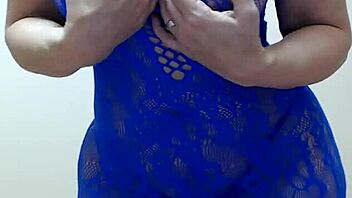 Milf with big tits gets sensual salt massage