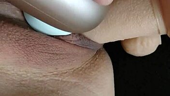 Satisfy your cravings for dildo orgasm