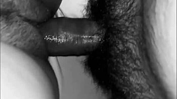 Amateurs enjoying a hot blowjob in hotel room