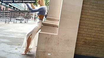 Big titted gamer girl flashes her nipslips on camera