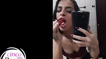 Lesbians and pornstars: A week of intense fetish and natural tits