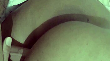 Amateur teen gets turned on by Assindo filme