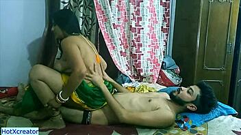 Real sex with a hot Indian aunty and her small penis in HD video