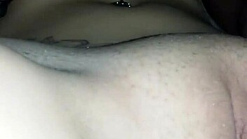 Amateur teen's tight pussy and feet get voyeurized in HD video