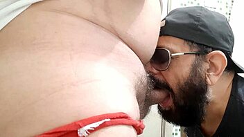 Sperma meets cock in hot gay blowjob scene