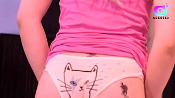 Hideki Japanese girl teasing and working out in HD webcam video