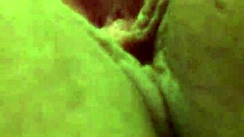 Close-up of a phat pussy's hole being penetrated