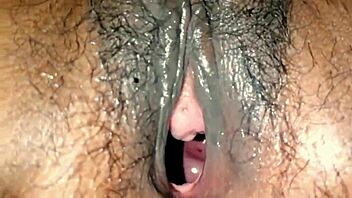 Amateur MILF's hairy pussy gets pounded in closeup