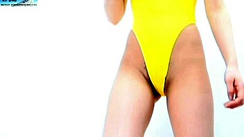 Japanese fetish video: Watch me workout with a leotard
