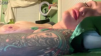 Dirty talking and jerking off instructions for a tattooed woman