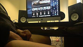 Gay man jerking off in tribute to a hot Latina woman
