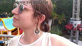 Amateur couple's outdoor blowjob adventure on the Ferris Wheel