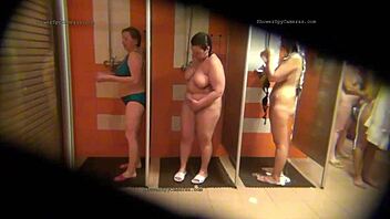 Amateur BBWs and fat girls get naughty in the shower