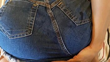 Amateur Latina gets her ass fucked by famous pornstar