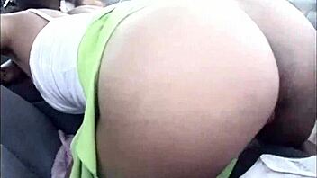 Teen thots go wild on webcam