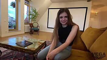 Amateur stepdaughter gets her first anal experience