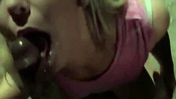 Sloppy head from a white girl in public