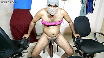 Fetish masturbation with sex toy and succulent cock