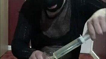 Amateur crossdresser Mark Wright enjoys squirting in a bowl and pissing
