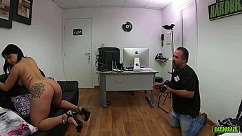 Real amateur fanny moans in Brazilian porn featuring big ass and natural tits