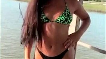 Real amateur women with big asses and tits on Tlktok