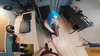 Cosplaying jinx gives his first blowjob ever