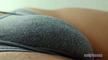 Puffy pussy teen orgasms while rubbing an Elastico