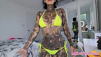 HD video of Melody radford in a bikini try-on