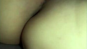 Hidden camera captures Asian teen's masturbation session