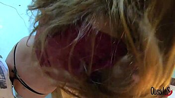 Novinha's big tits bounce as she gets pounded by man of the sea