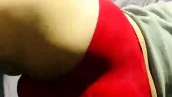 Barely legal teen gets her pussy licked and dances seductively