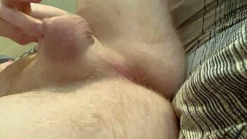 Kinky twink gets rough in his solo session