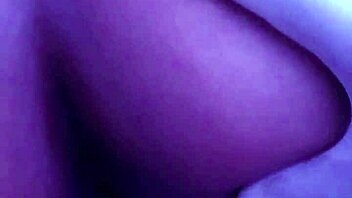 Regalito de cumplea�os turns into wild ass play for birthday fun