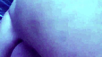 Regalito de cumplea�os turns into wild ass play for birthday fun