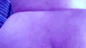 Regalito de cumplea�os turns into wild ass play for birthday fun