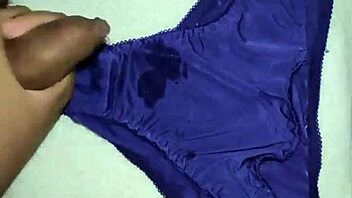 MILF gets a facial with used panties