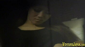 Wow, Asia dipintau melalui tingkap jari keras!